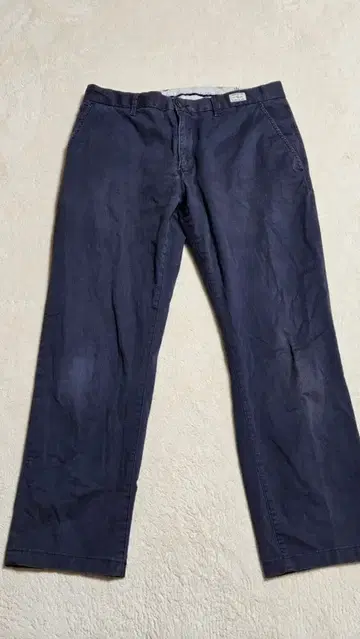 타미힐피거 오센틱 치노