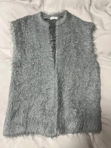 RIM.ARK Brilliant knit gown 니트 베스트