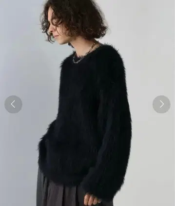 [새상품급] HARE 하레 빅 실루엣 샤기 니트 블랙