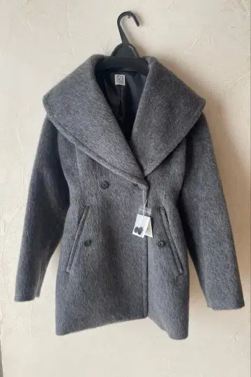 L'AUBE BLANC 케이프 칼라 미들 코트 피 코트