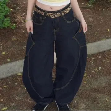 CRAMMY 포켓 벌룬 데님 팬츠 L 사이즈 somm.