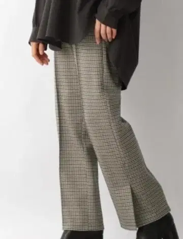 미사용품 [ LOWRYS FARM ] 체크 분또 슬릿 팬츠