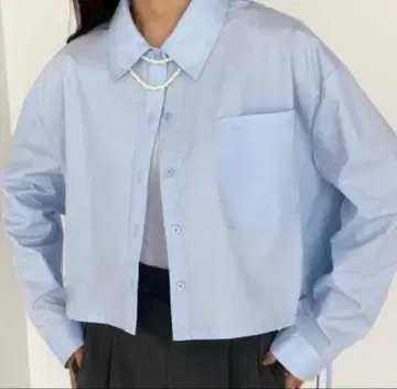 미사용 새상품 [ callautia ] 사이드 개더 숏 셔츠