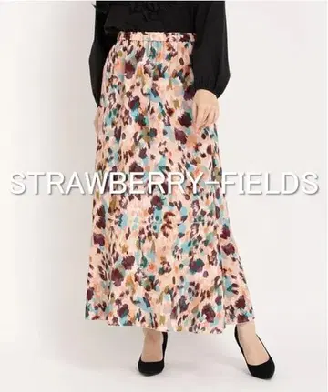 [택 포함 새상품] STRAWBERRY-FIELDS 애니멀 섀도우 스커트