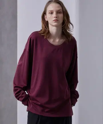 루즈/루스 하이 드레이프 트로미 딥 넥 루즈 롱 T