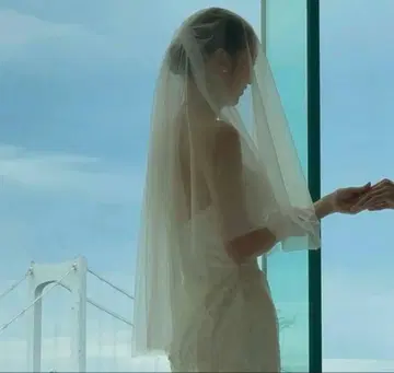 웨딩 베일 미디엄 클라우디아