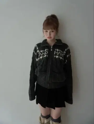 andmary Mary knit cowichan grey