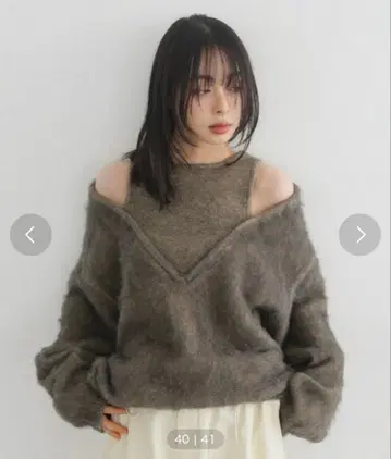 LIAN 앙상블풍 V넥 니트