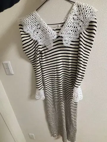 LILY BROWN 릴리 브라운 x 미야와키 사쿠라 콜라보 니트 원피스