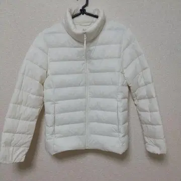 새상품급! 유니클로 여성용 울트라 라이트 다운 자켓 M 화이트