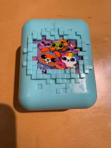 튀어나와 큐비츠