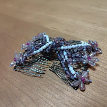 꽃 모티브 헤어콤 보라색 비즈