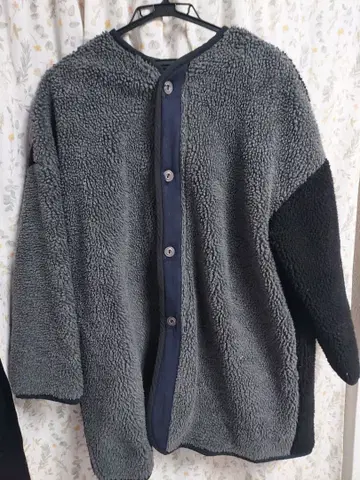 오버 사이즈 보아 자켓 그레이 블랙 리버서블