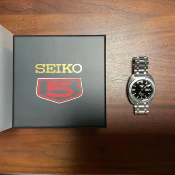 SEIKO 5 SBSA313
