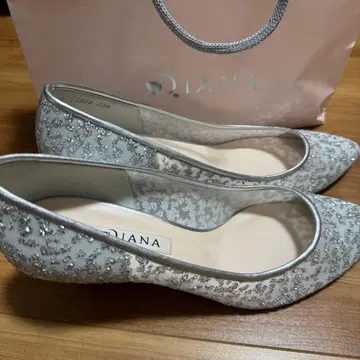 DIANA 튤 글리터 펌프스 새상품급 23.5cm