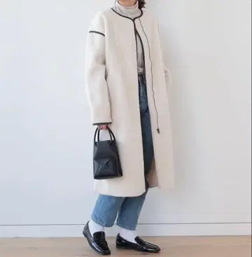 아이보리 롱 코트