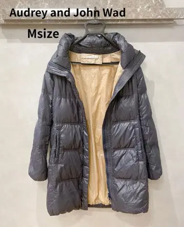 [ Audrey and John Wad ] 다운 코트 M 네이비 롱 기장