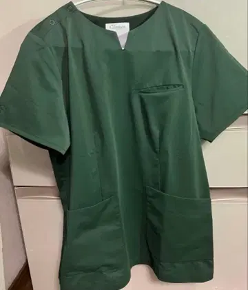 Classico 다크 그린 스크럽