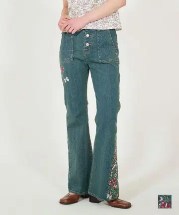 [ 새상품급 ] tinajojun 자수 플레어 데님 팬츠