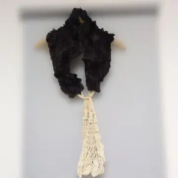 퍼와 레이스 머플러 Casselini fifth avenue