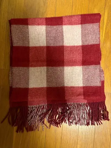 아쿠아 스큐텀 캐시미어 100% 스톨