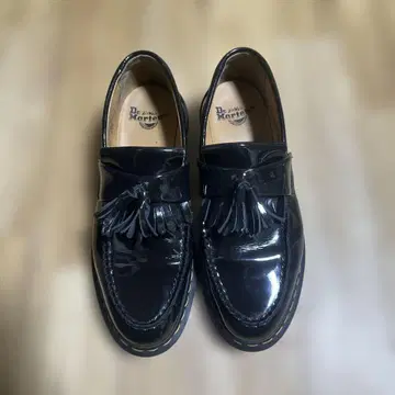 에나멜 가죽 프린지 로퍼 블랙 28CM