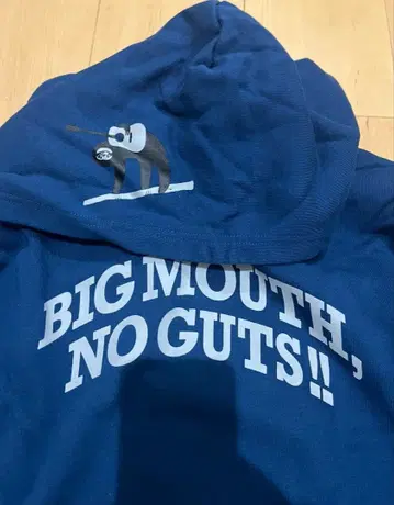 쿠와타 케이스케 후드티 네이비 쿠와타 케이스케 장갑