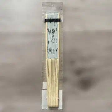 만박 헬로키티 부채 미사용 새상품