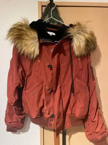 moussy 단장 퍼 자켓