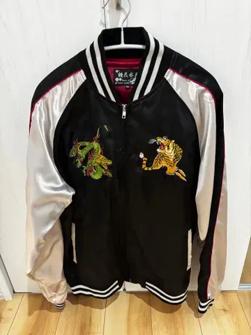 호랑이와 용 자수 스카잔 LL