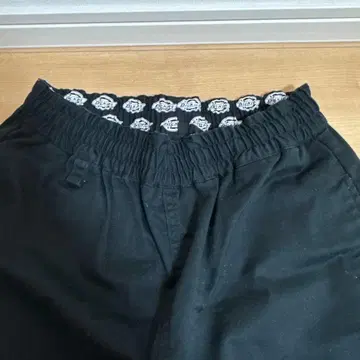 Dickies 블랙 치노 팬츠 허리밴딩