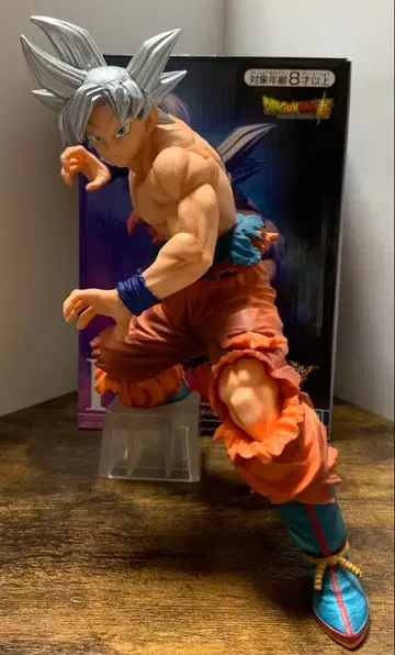 제일복권 드래곤볼 초 B상 손오공 피규어 극한의 극의