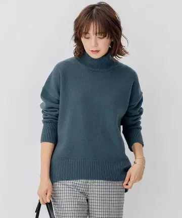 23구 울 캐시미어 블렌드 스탠드 넥 니트 다크 그린