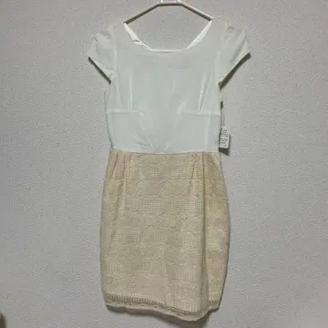 미사용 새상품 MERCURY DUO 무릎 기장 원피스