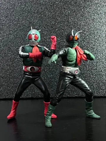 가면라이더 피규어 2체 세트