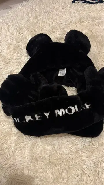 미키마우스 귀 달린 플리스 모자