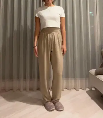 베이지 와이드 팬츠 캐시미어 허리밴딩