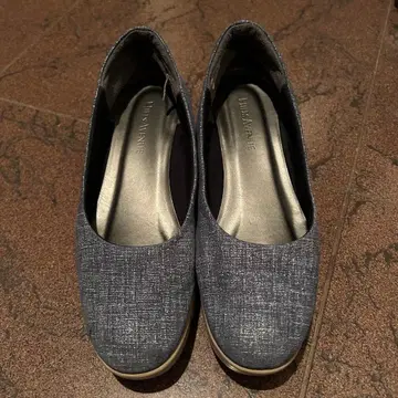 HILLS AVENUE 힐즈아베뉴 다크 블루 슬립온 펌프스