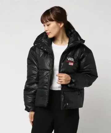 VANS 블랙 다운 자켓