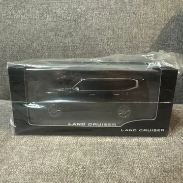 토요타 랜드크루저 300 1/30 스케일 미니카