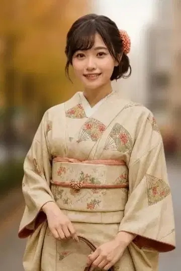 부채 무늬 베이지 코몬 기모노 순수 실크