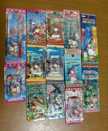 헬로키티 지역 한정 지퍼 마스코트 13개