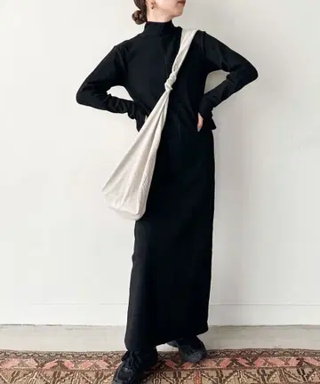 셀렉트모카 by SON 핑거 슬리브 프티 하이 리브 원피스