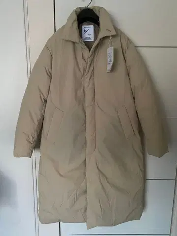 새상품 뉴트럴 웍스 다운 코트 M