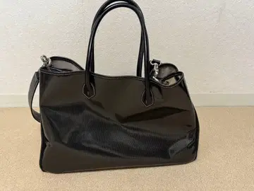 cisei 에나멜 가죽 토트, 숄더