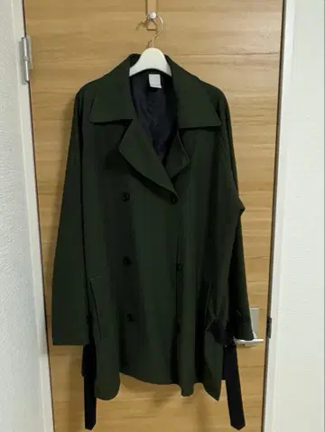 Casper John 사이드 벨트 숏 트렌치코트