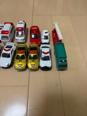 토미카 경찰차 소방차 등등