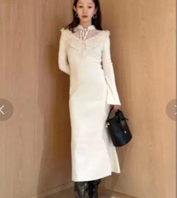 SNIDEL 자수 레이스 원피스 아이보리