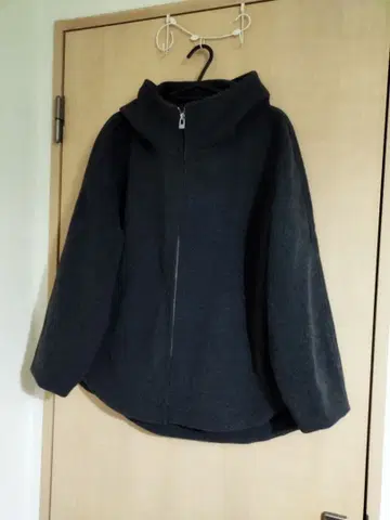 미사용 새상품 로페피크닉 집업 후디드 코트