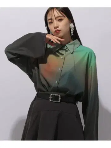 HARE 뉘앙스 가라 레귤러 셔츠 그린